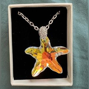 Starfish Necklace: Brand New